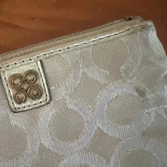 COACH Wristlet 2 for‎ $22❇️ - Picture 2 of 7